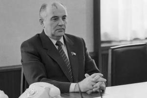 Michailas Gorbačiovas: mano pergalė ta, kad dabar palikau valdžią Michailą Gorbačiovą